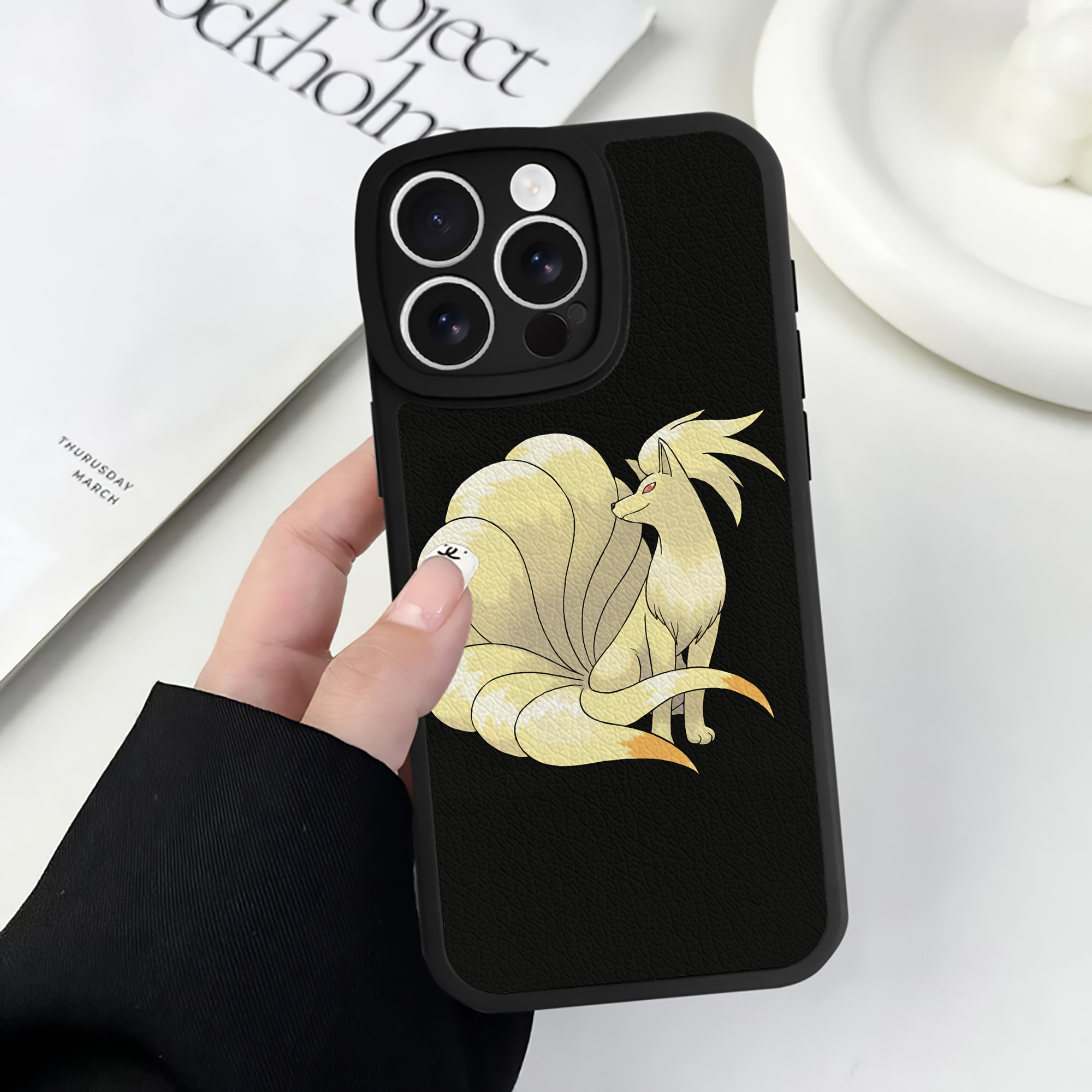 （画像用） ポケットモンスター Pokémon 【iPhone 16シリーズ対応】シリコンスマホケース（レザー調） 材質：シリコン